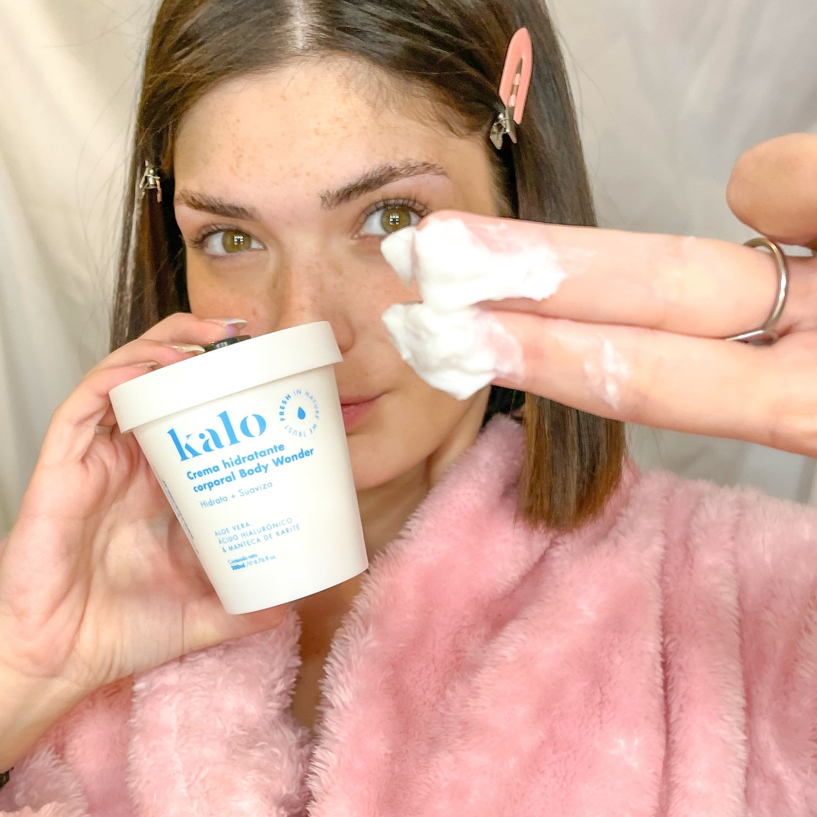Body Wonder - Crema Hidratante Corporal con Aloe Vera y Ácido Hialurónico